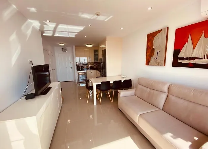 Gold Sunset Lägenhet *